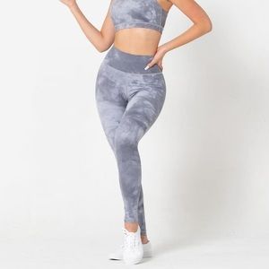 For the peach Dani Munoz fit